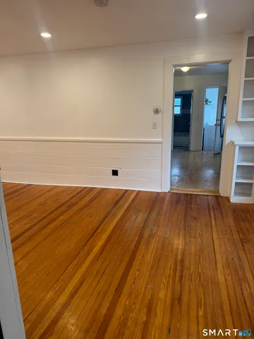 $1,650 | Undisclosed Address, Ansonia, CT 06401