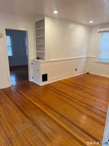 $1,650 | Undisclosed Address, Ansonia, CT 06401