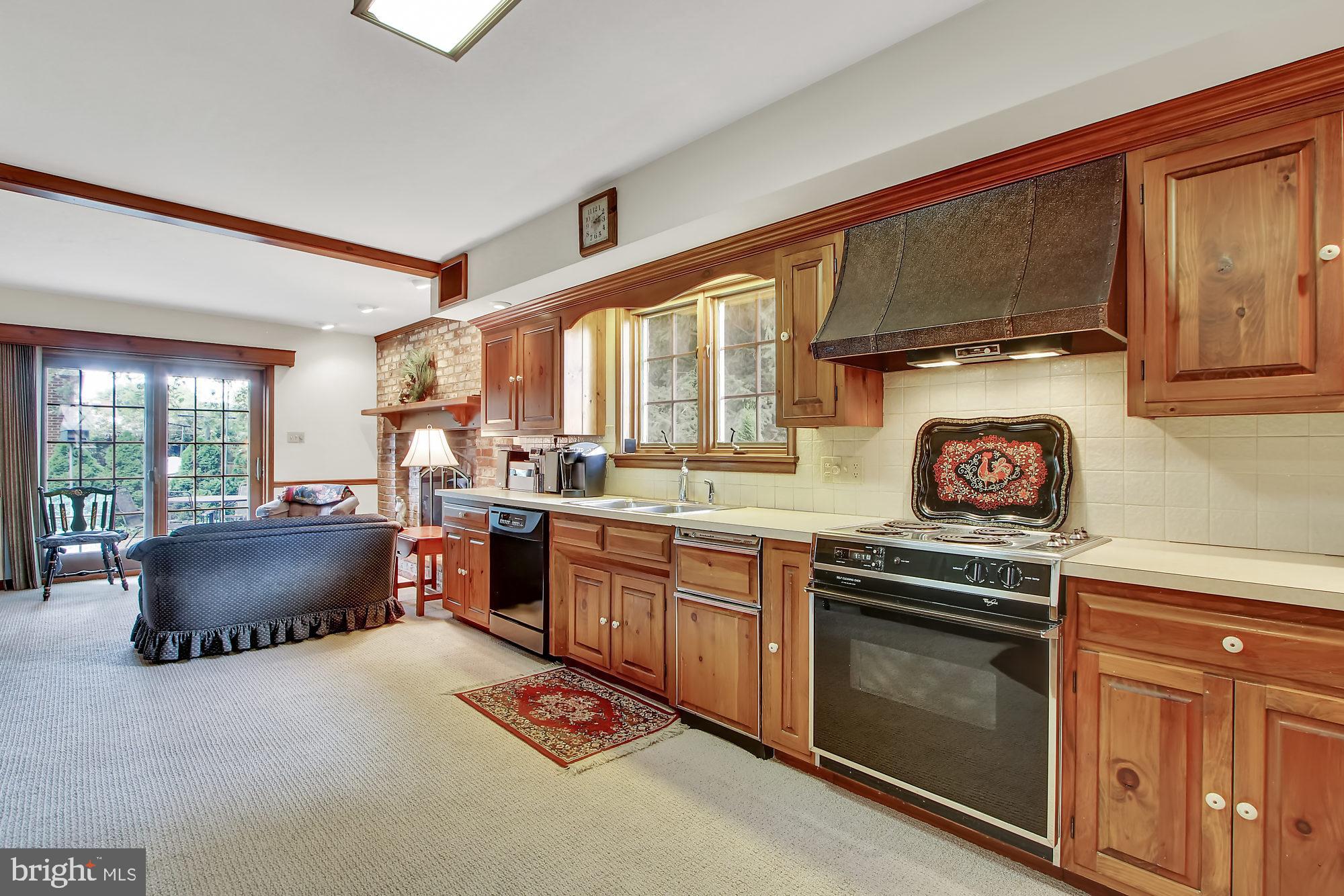 266 Diller Road Hanover, PA 17331 - Photo 7 of 36 Gallery Image 7