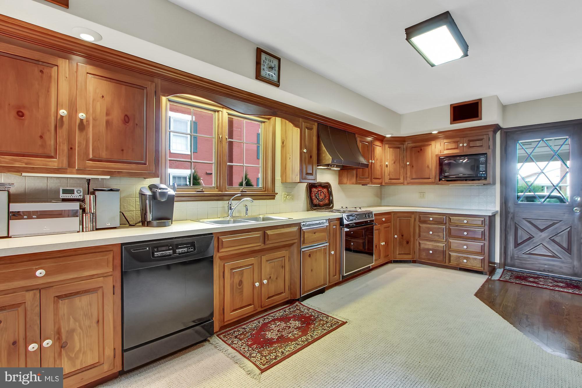 266 Diller Road Hanover, PA 17331 - Photo 8 of 36 Gallery Image 8