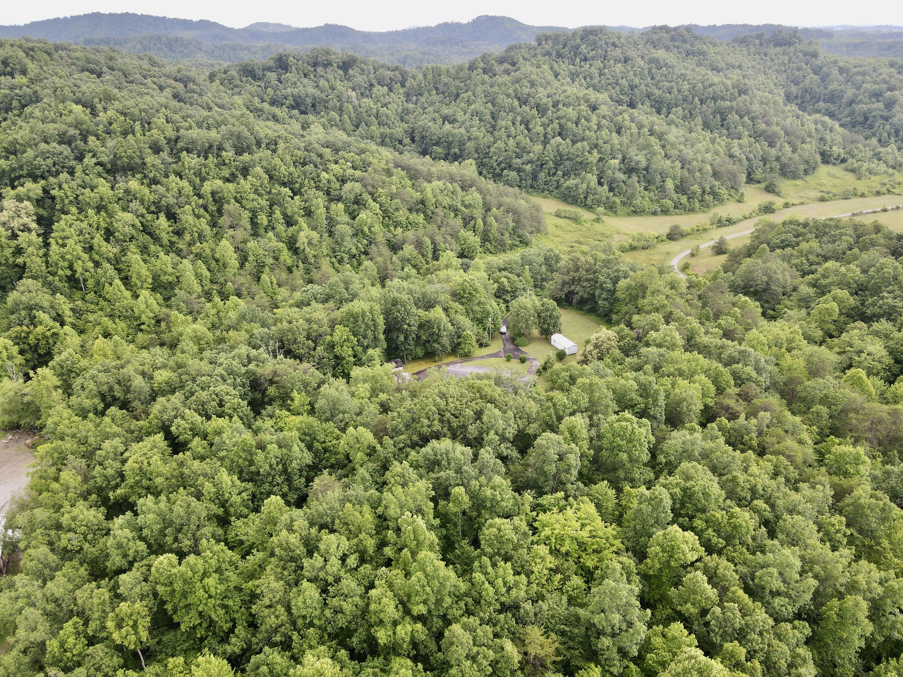 856 Harrod Branch Road London, KY 40741 - Photo 20 of 51 517793EF-D651-474B-9ACF-1D3FB0C99FB6