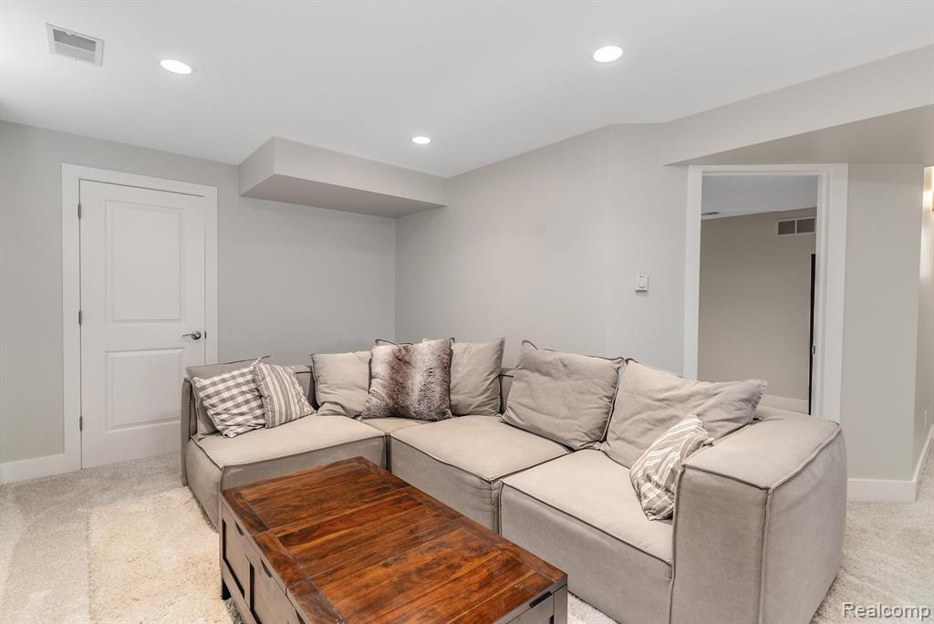 1320 Traver Road Ann Arbor, MI 48105 - Photo 19 of 35 Gallery Image 19