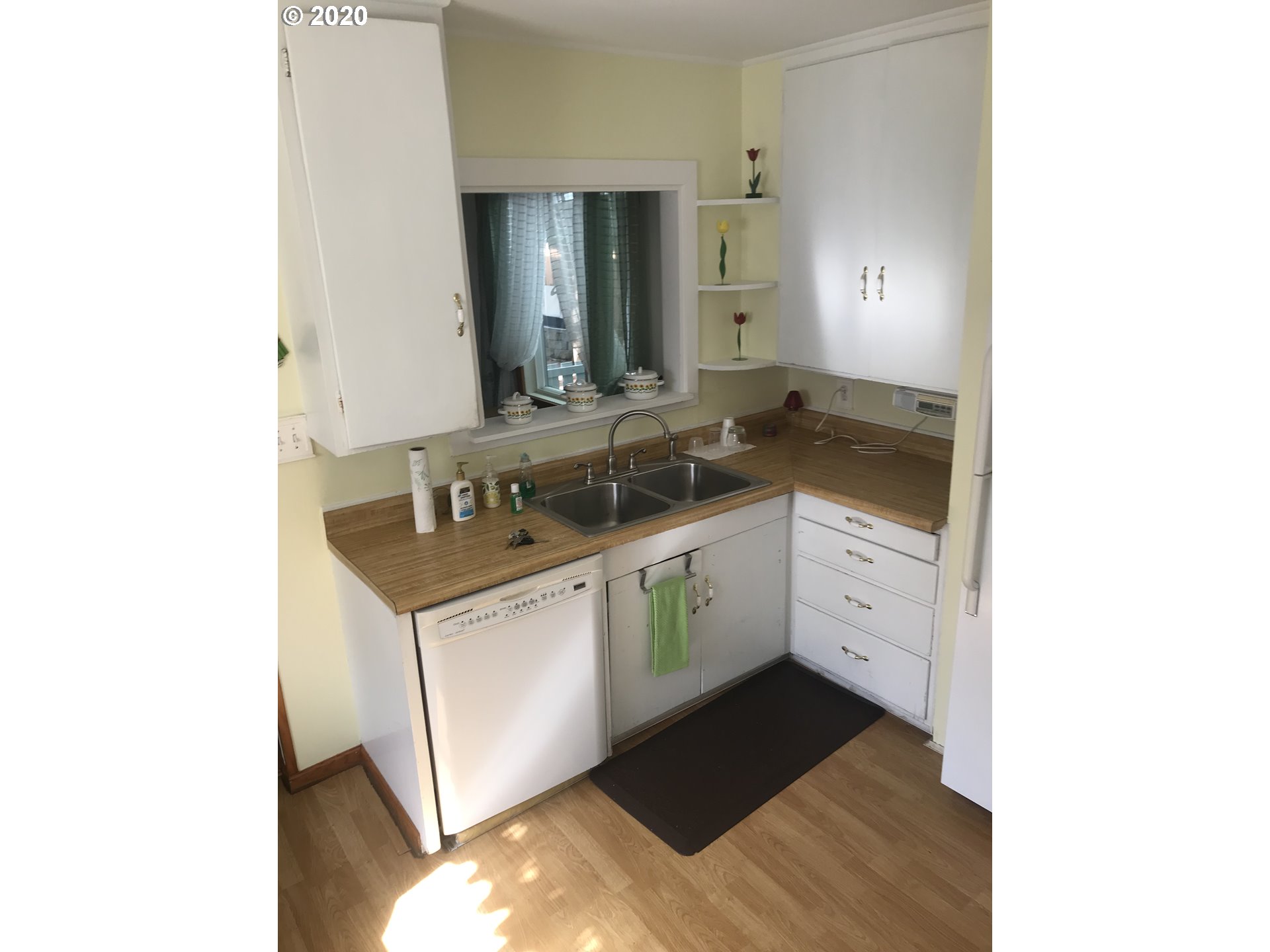 640 G Street Springfield, OR 97477 - Photo 7 of 25