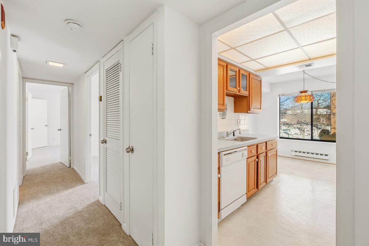 15301 Beaverbrook Court, Unit 2C Silver Spring, MD 20906 - Photo 23 of 30