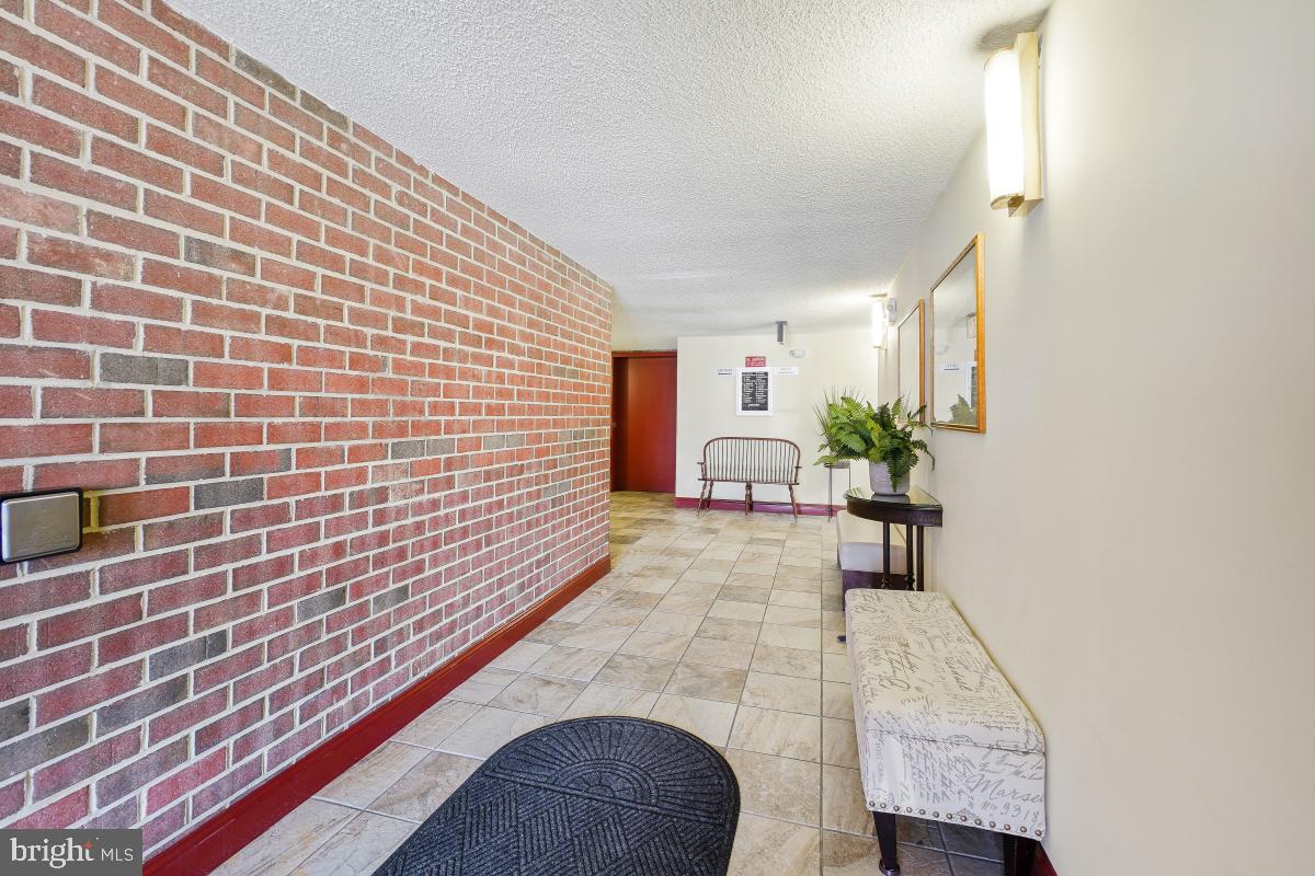 15301 Beaverbrook Court, Unit 2C Silver Spring, MD 20906 - Photo 4 of 30