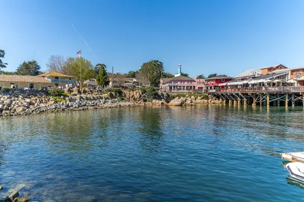 a view of a lake with houses