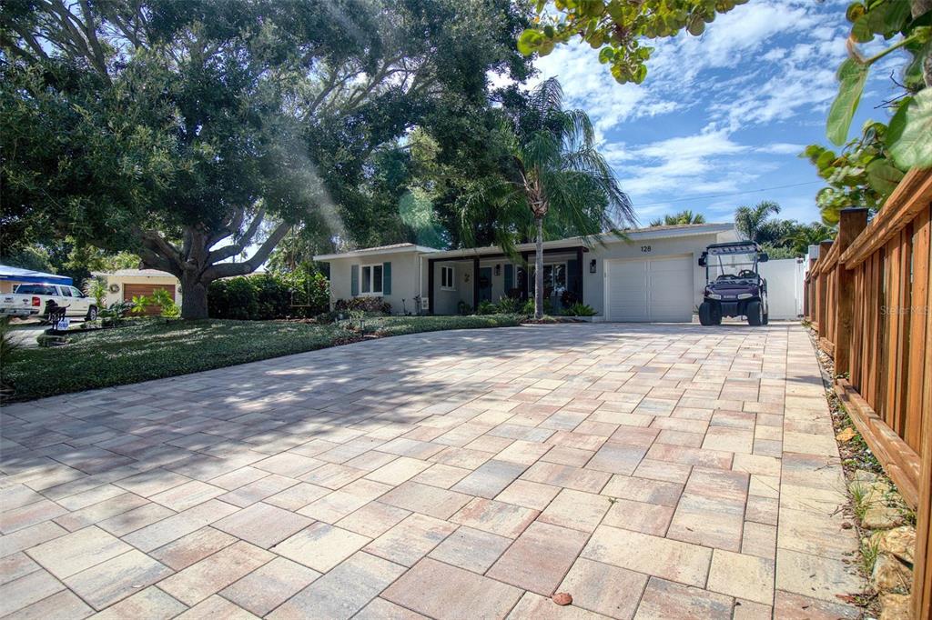 128 Edgewater Terrace Dunedin, FL 34698 - Photo 40 of 59