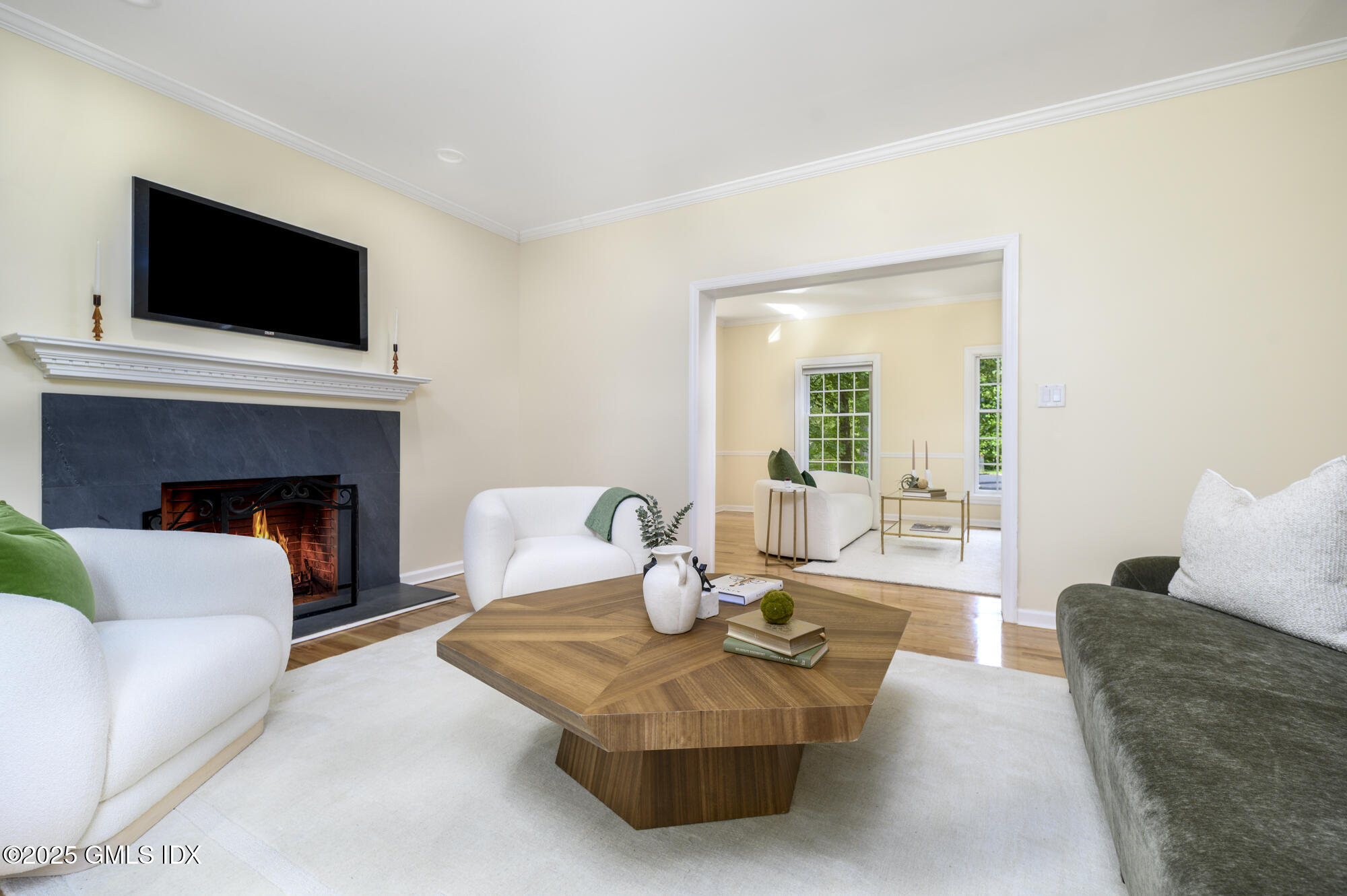 185 Interlaken Road Stamford, CT 06903 - Photo 11 of 40 185INT-48