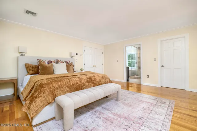 $1,488,000 | 185 Interlaken Road, Stamford, CT 06903