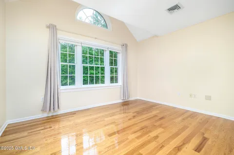 $1,488,000 | 185 Interlaken Road, Stamford, CT 06903