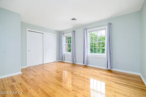 $1,488,000 | 185 Interlaken Road, Stamford, CT 06903