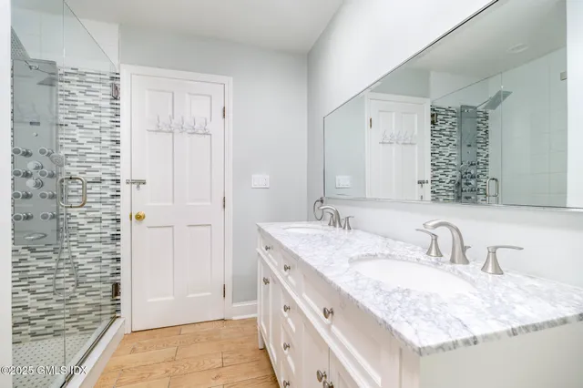 $1,488,000 | 185 Interlaken Road, Stamford, CT 06903