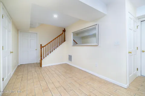 $1,488,000 | 185 Interlaken Road, Stamford, CT 06903