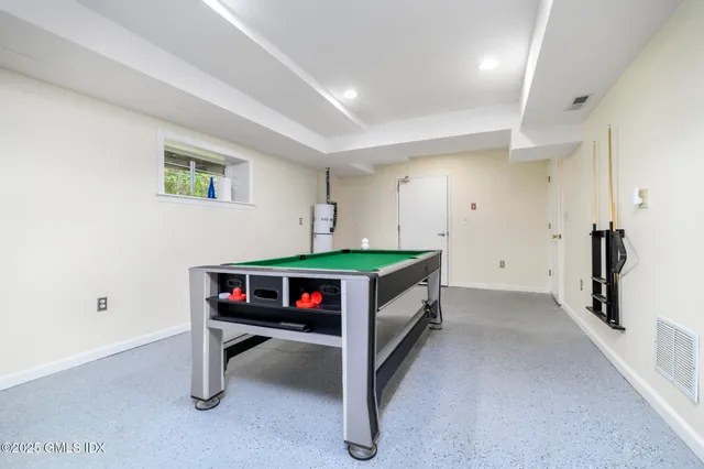 $1,488,000 | 185 Interlaken Road, Stamford, CT 06903