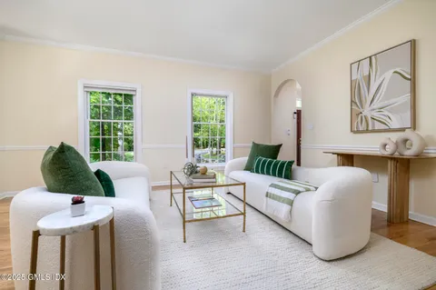 $1,488,000 | 185 Interlaken Road, Stamford, CT 06903