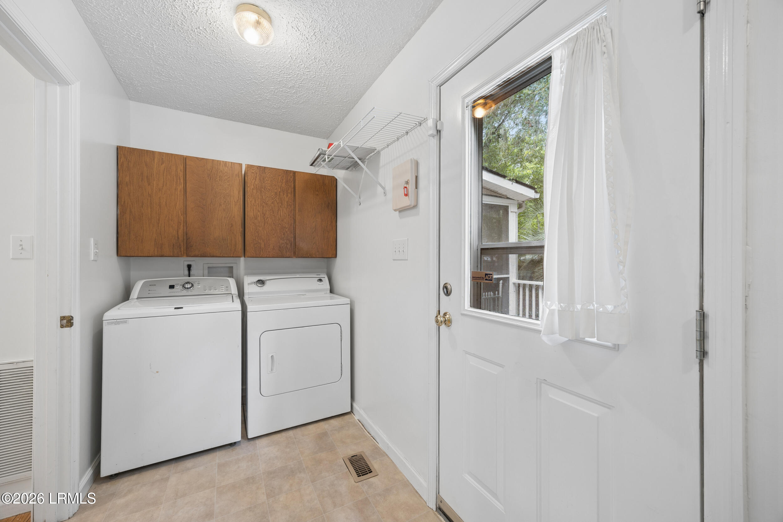 815 Sams Point Road Beaufort, SC 29907 - Photo 29 of 34 815 sams point rd-54