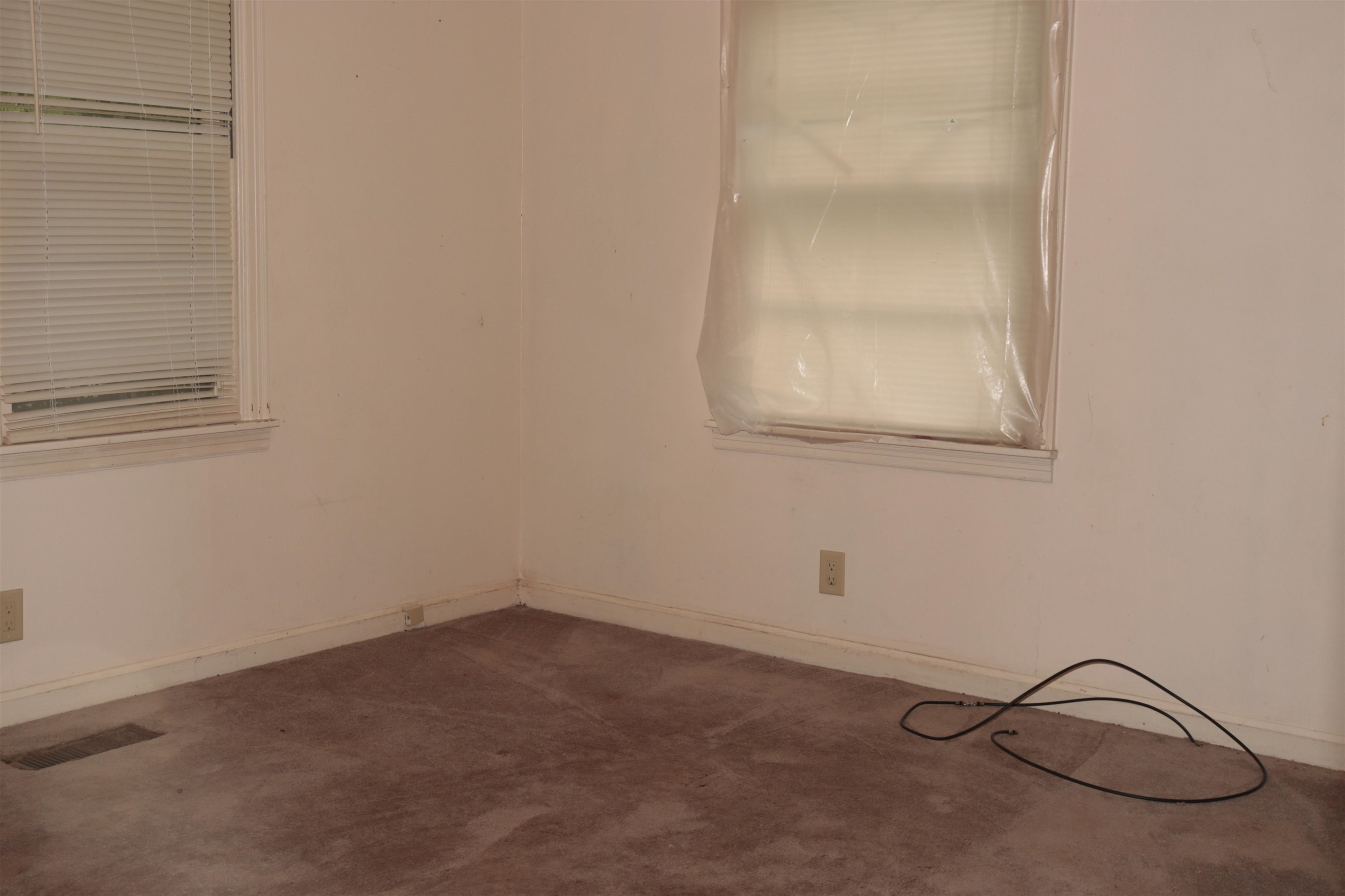 85 Camden Road Parsons, TN 38363 - Photo 7 of 25 Photo 7
