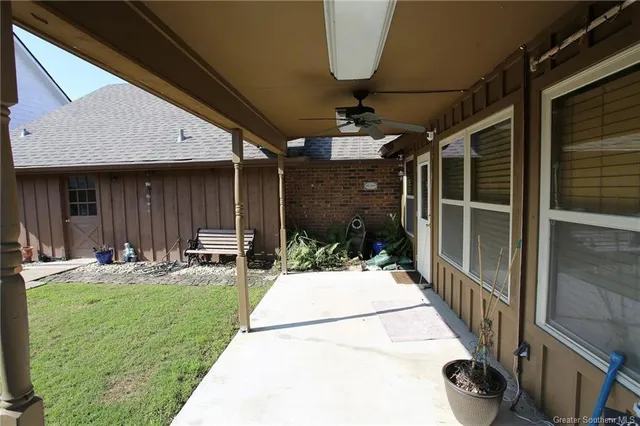$214,500 | 1308 South Rue Des Chene, Westlake, LA 70669