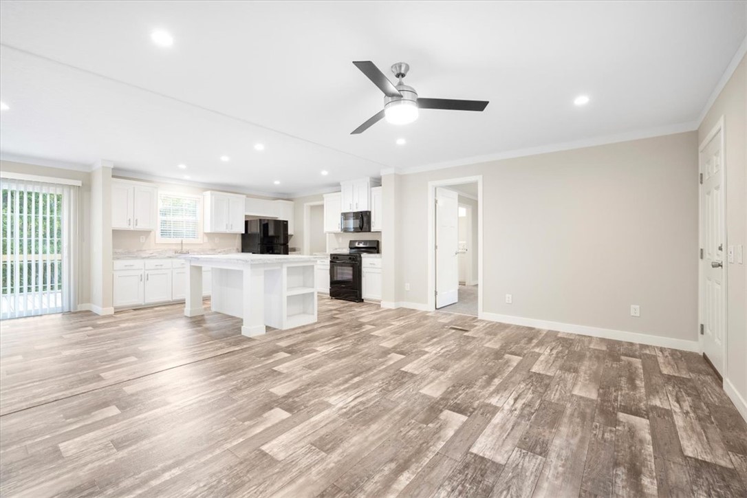 321 Cedar Wood Ranch Road Westminster, SC 29693 - Photo 5 of 32 Gallery Image 5