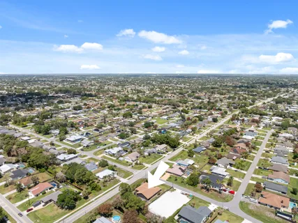 $465,000 | 472 Southeast Majestic Terrace, Port St. Lucie, FL 34983