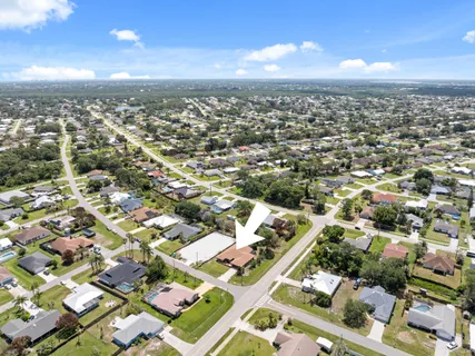 $465,000 | 472 Southeast Majestic Terrace, Port St. Lucie, FL 34983