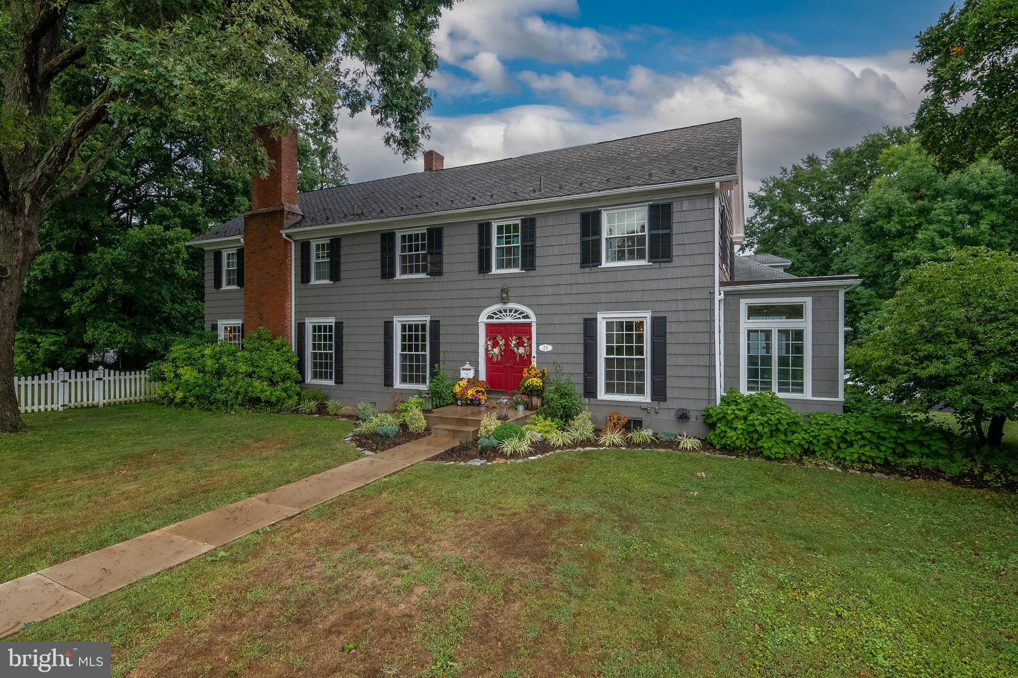 25 Upland Road Wyomissing, PA 19609 - Photo 1 of 48 Gallery Image 1
