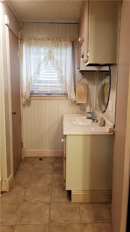 27 Barton Street Woonsocket, RI 02895 - Photo 11 of 37 Full Bath - First Floor