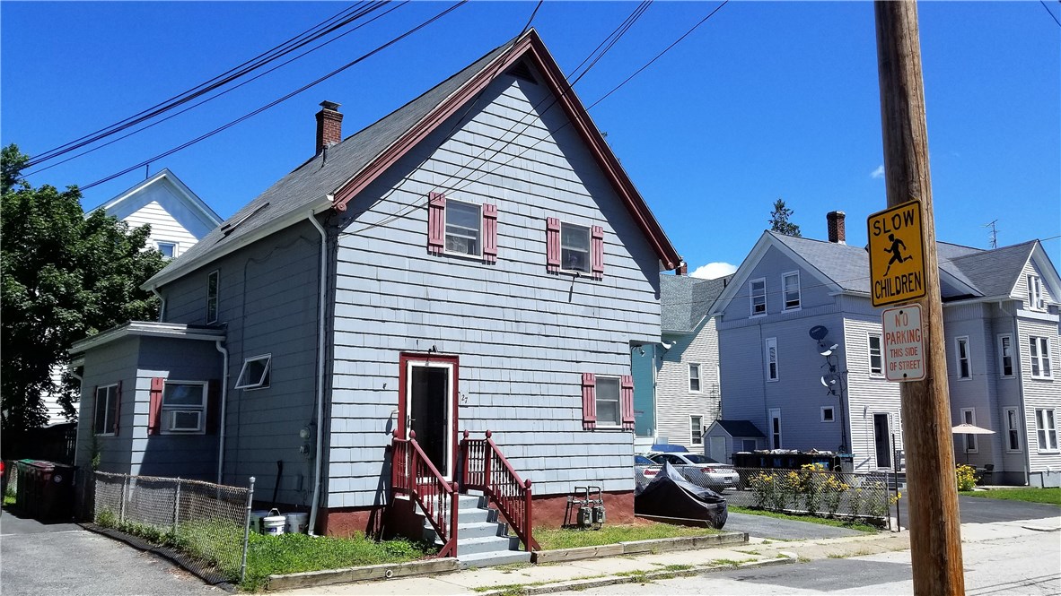 27 Barton Street Woonsocket, RI 02895 - Photo 2 of 37 Gallery Image 2