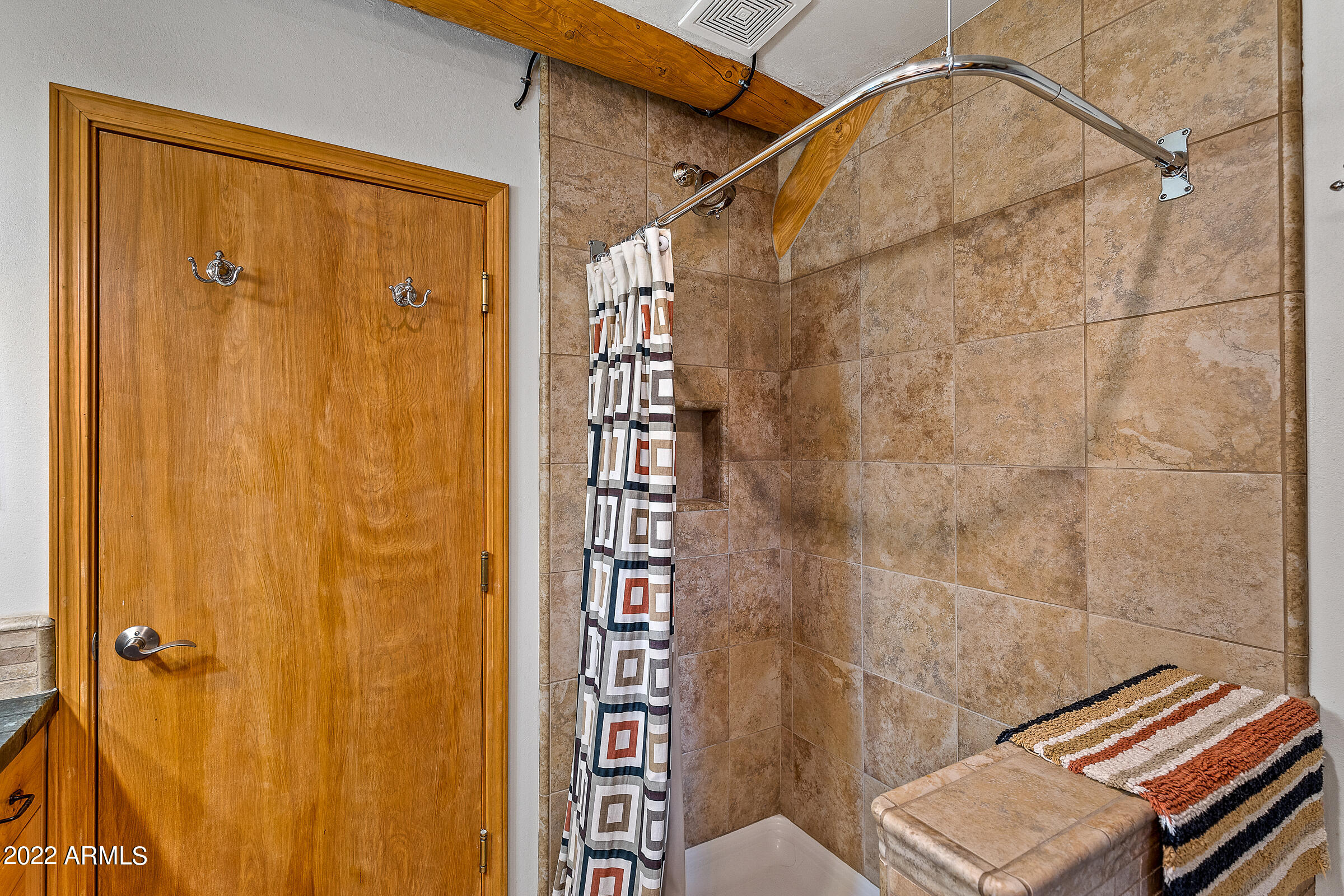 3123 North Spring Valley Road Parks, AZ 86018 - Photo 45 of 66 Loft Full Bathroom