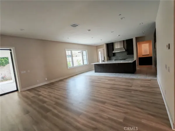 $11,000 | 55 Thrasher, Irvine, CA 92618