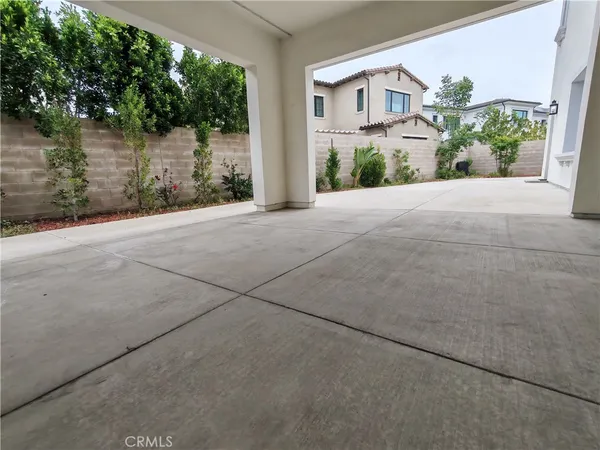 $11,000 | 55 Thrasher, Irvine, CA 92618