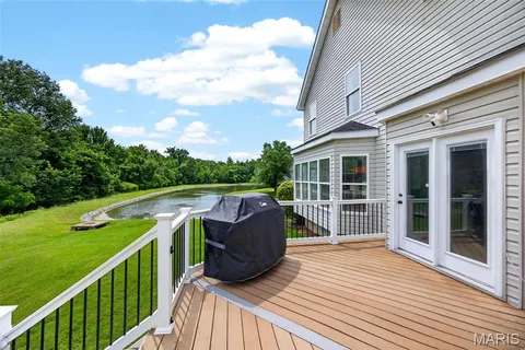 $550,000 | 8046 Knights Crossing Drive, O'Fallon, MO 63368