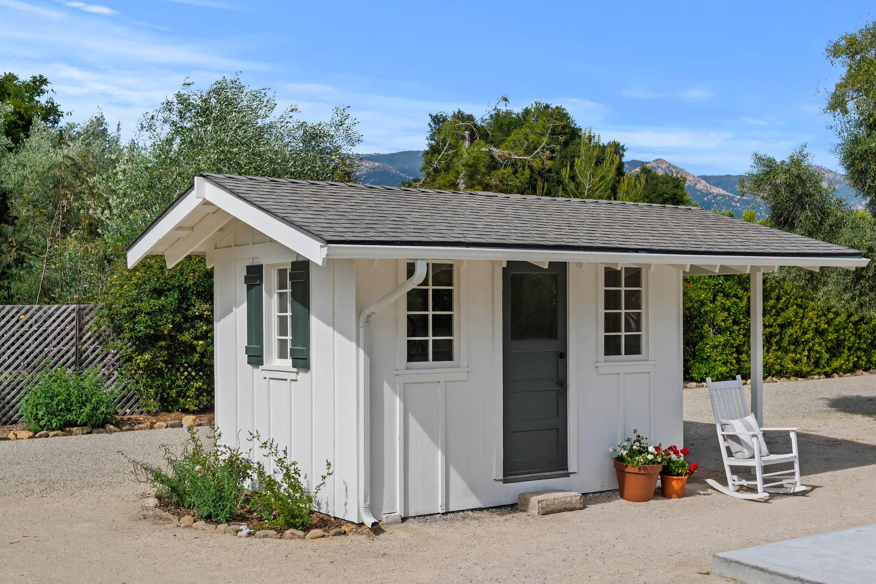 360 Arboleda Road Santa Barbara, CA 93110 - Photo 32 of 33 Tack Room