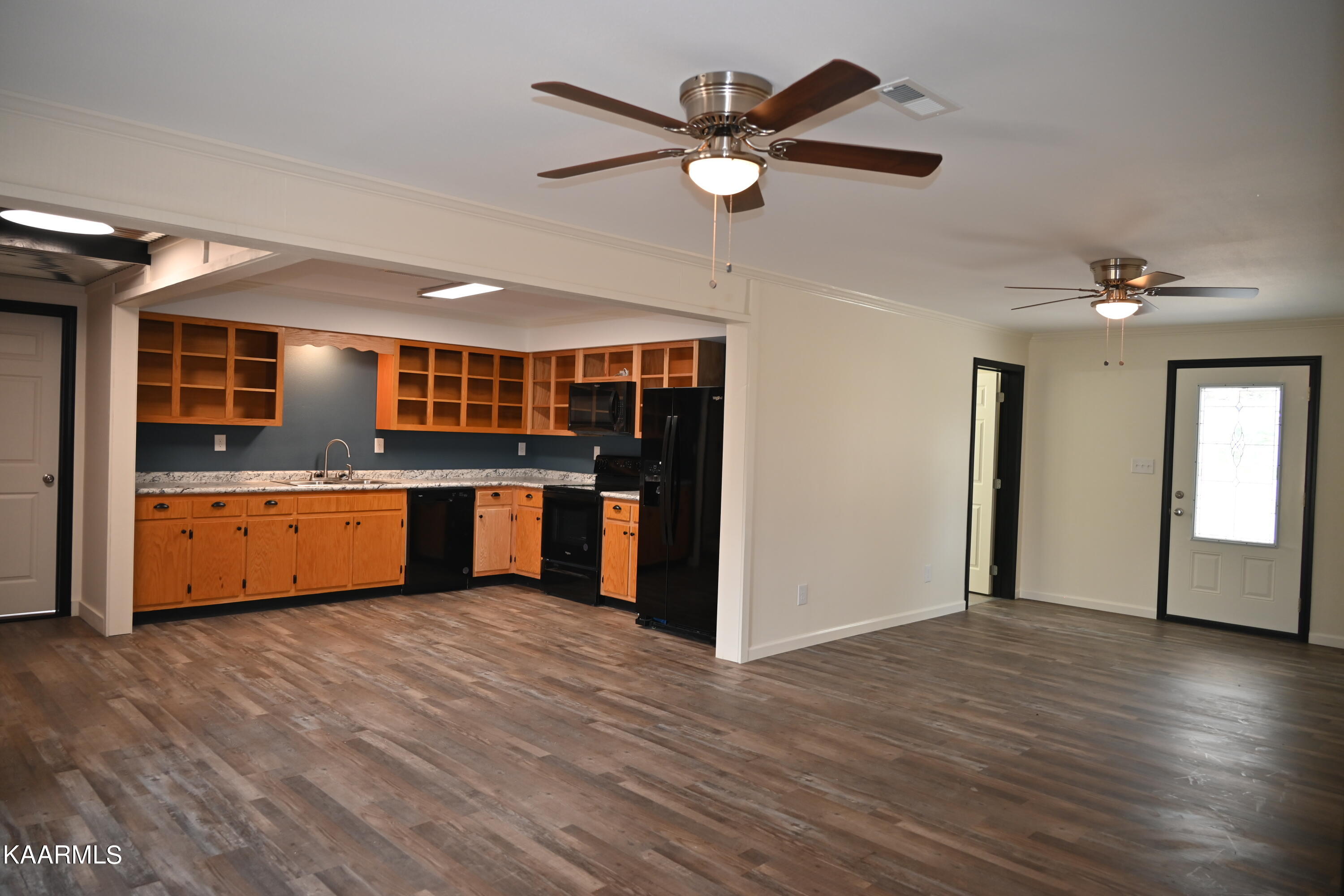 3026 Possum Trot Road Grandview, TN 37337 - Photo 8 of 51 DSC_3362