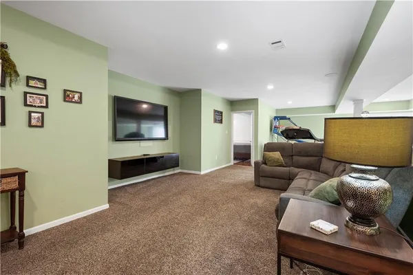 $499,900 | 1045 Maplewood Drive, Canonsburg, PA 15317