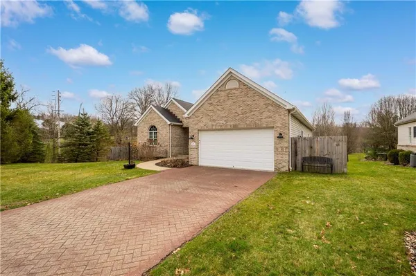 $499,900 | 1045 Maplewood Drive, Canonsburg, PA 15317