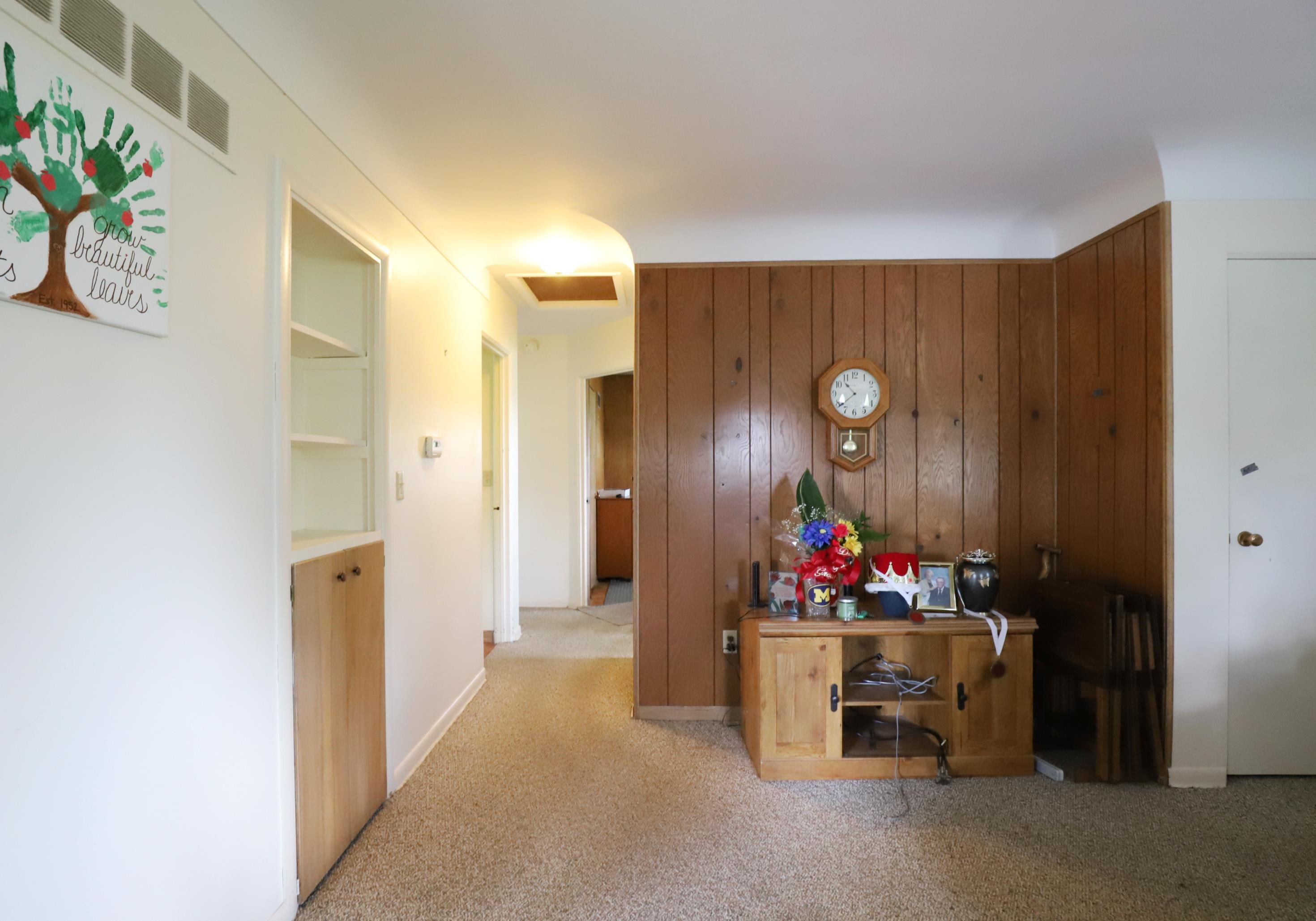 9093 North Genesee Road Mount Morris, MI 48458 - Photo 3 of 20 50140620-f91533ed-124e-4d1a-b2c7-97ca2c57204e.JPG