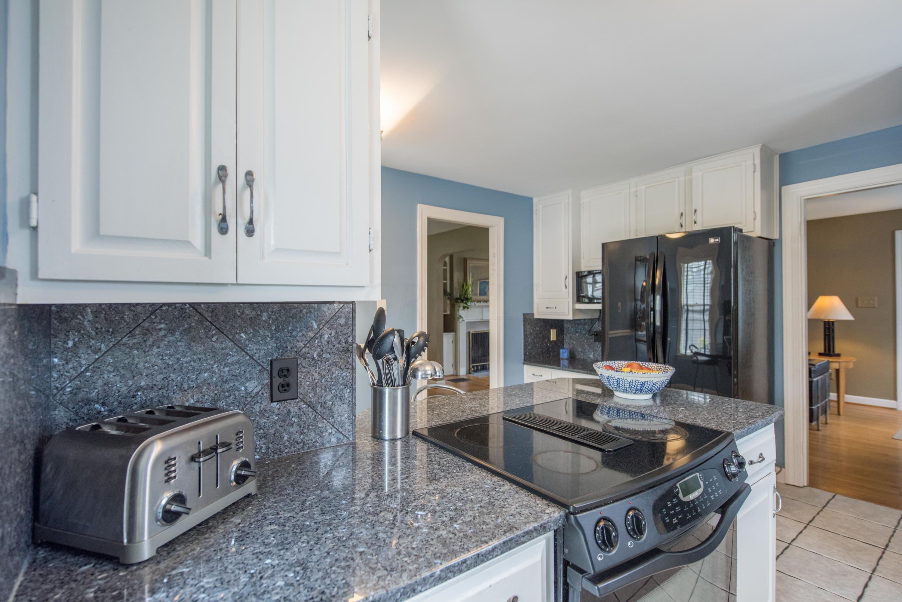 779 South Remington Road Columbus, OH 43209 - Photo 20 of 38