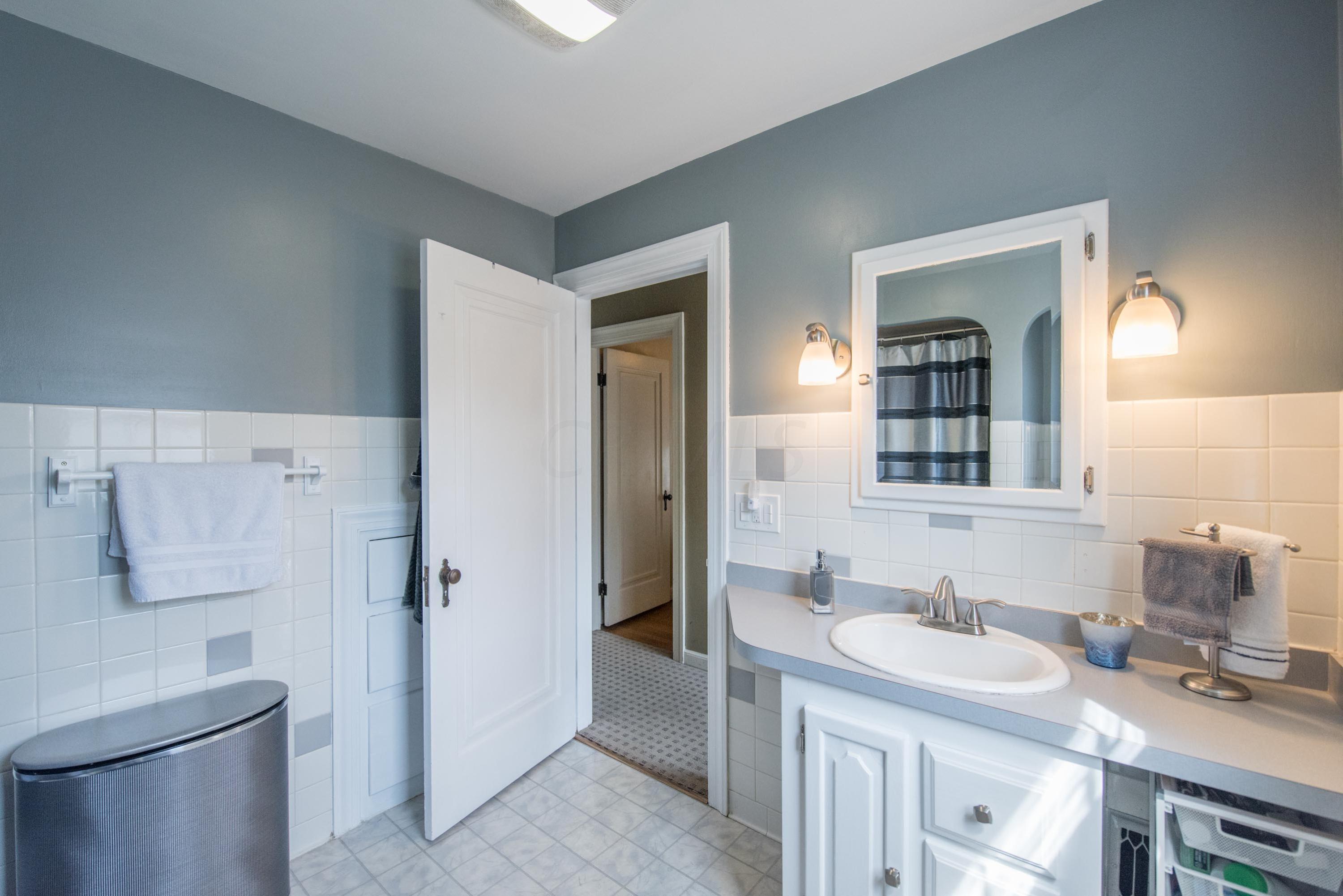 779 South Remington Road Columbus, OH 43209 - Photo 26 of 38