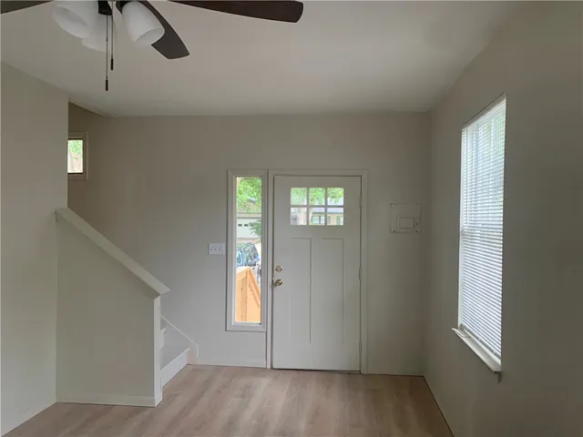 a view of empty room with window