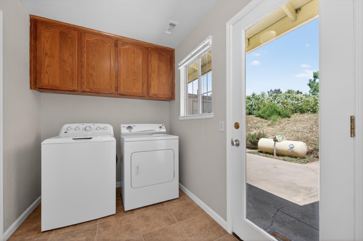 1827 Emmerson Road Placerville, CA 95667 - Photo 37 of 89