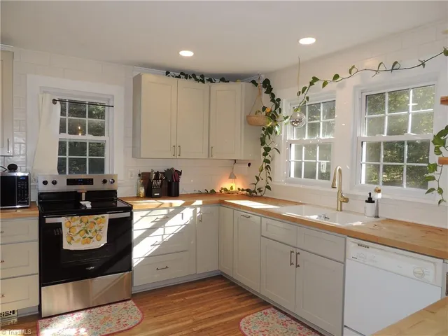 $239,900 | 701 East Lexington Road, Mocksville, NC 27028