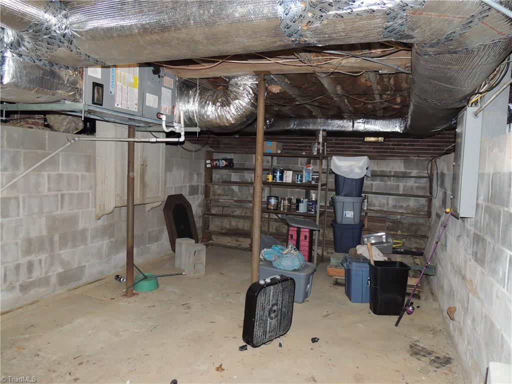 701 East Lexington Road Mocksville, NC 27028 - Photo 33 of 49