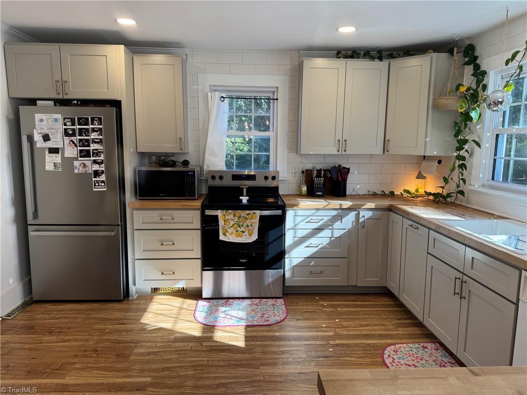 701 East Lexington Road Mocksville, NC 27028 - Photo 9 of 49