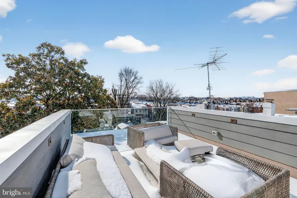 $8,000 | 32 Adams Street Northwest, Washington, DC 20001