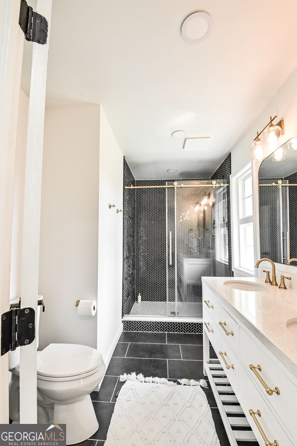 150 Sims Street Winder, GA 30680 - Photo 9 of 34