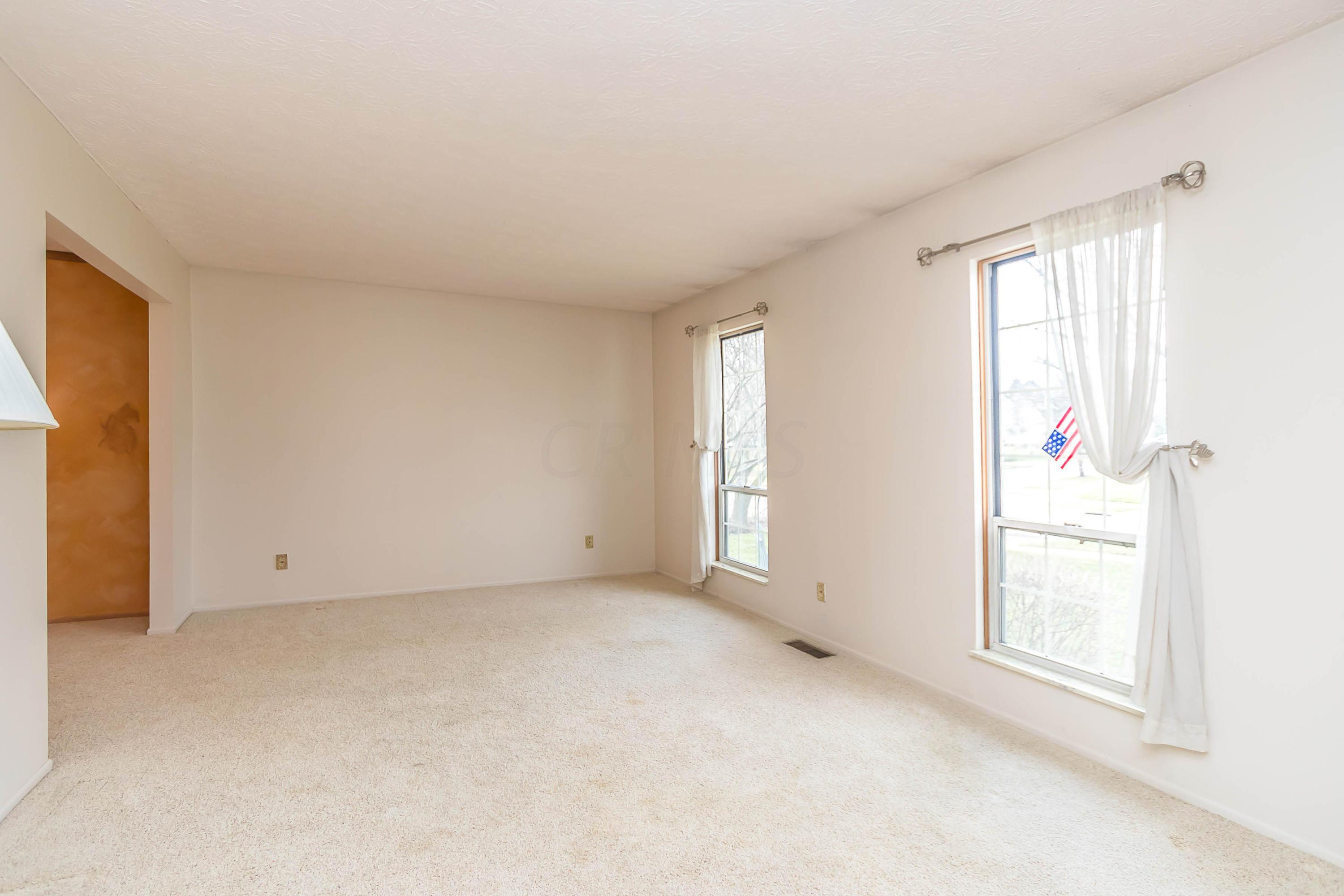 8180 Longhorn Road Powell, OH 43065 - Photo 4 of 28 Gallery Image 4