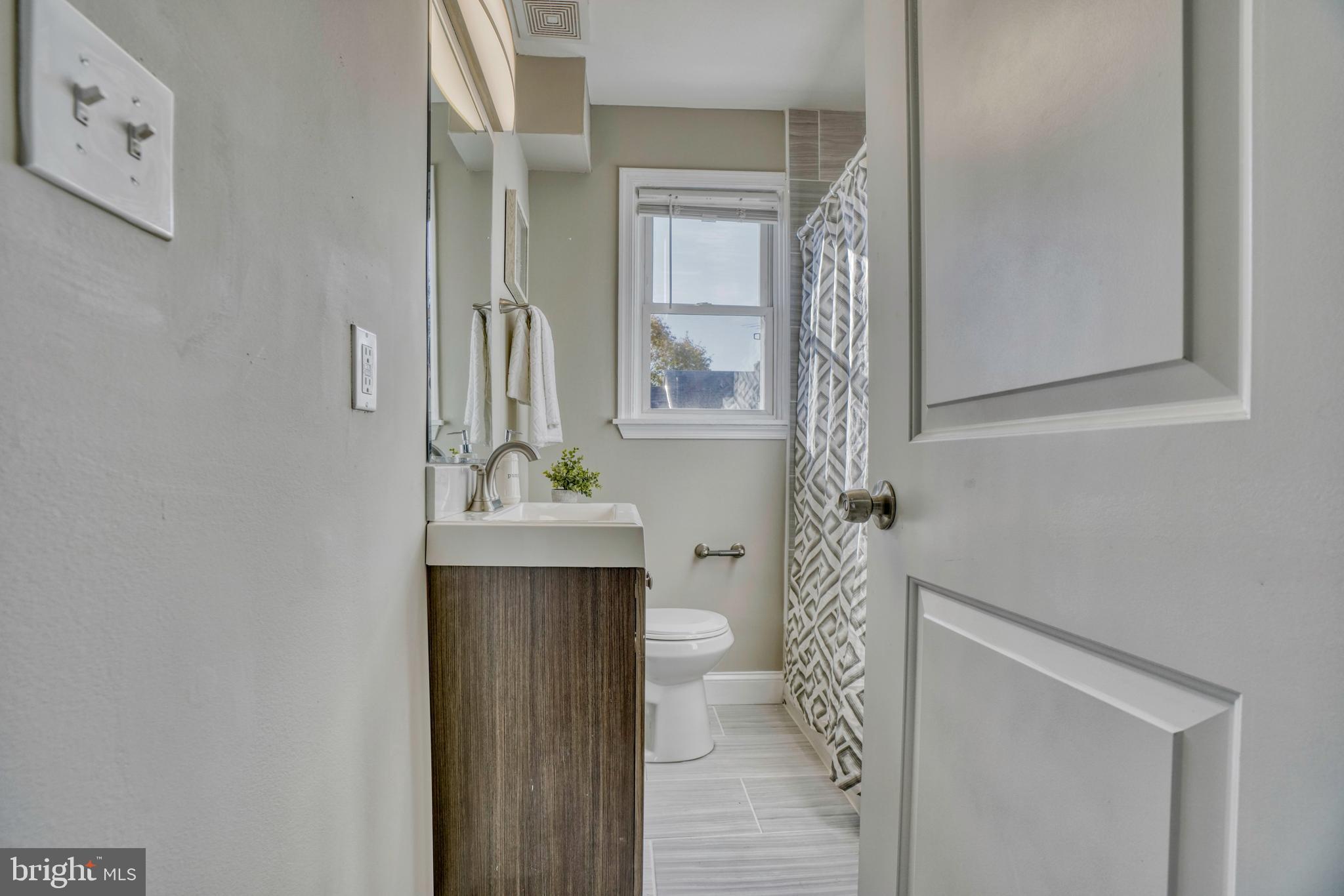 4018 Granite Road Baltimore, MD 21206 - Photo 32 of 54 Full bath
