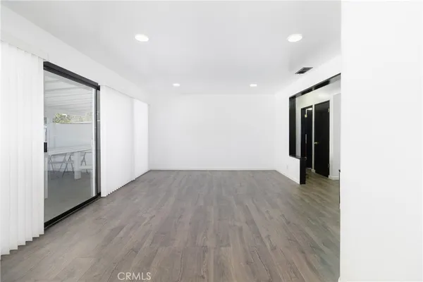 $799,000 | 20309 Roscoe Boulevard, Winnetka, CA 91306