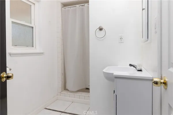 $799,000 | 20309 Roscoe Boulevard, Winnetka, CA 91306